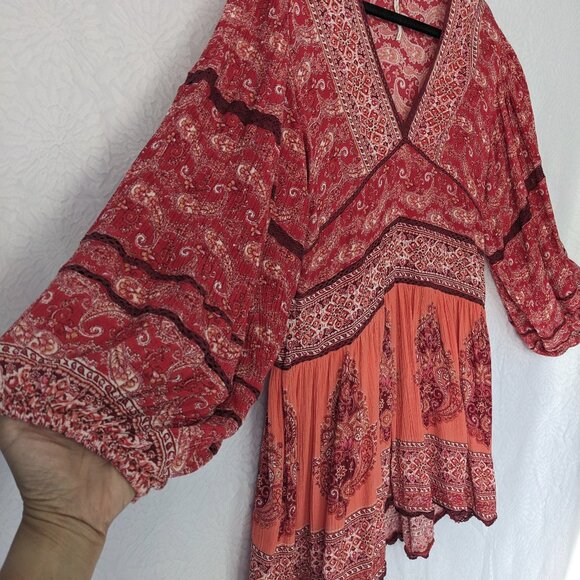 FREE PEOPLE Luna Scarf Print V-neck Tunic Boho Top Mini Dress Flowy Red Size S - Picture 5 of 13